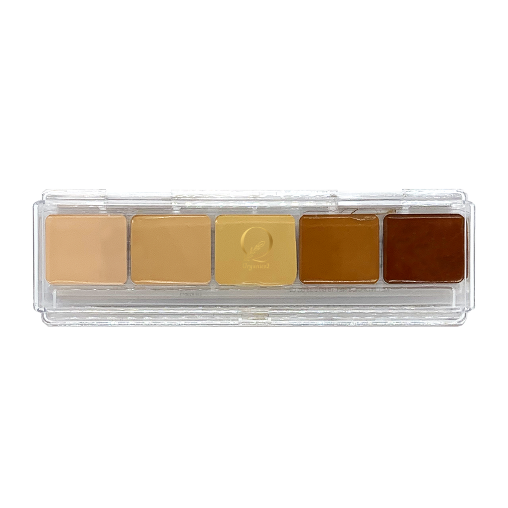 viaGlamour image of a Concealer Tray